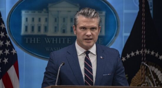 Shefi i Pentagonit pretendon se afati 60-ditor i luftës është “ndalur” nga armëpushimi me Iranin