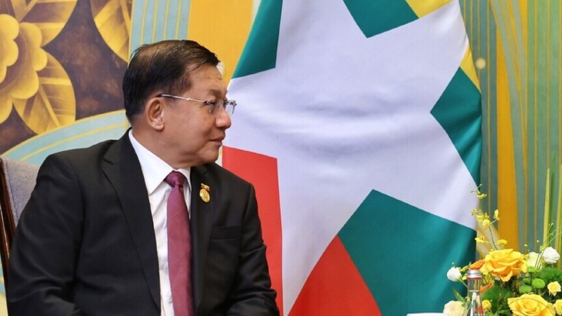 Ish-kreu i juntës bën betimin si president i ri i Mianmarit