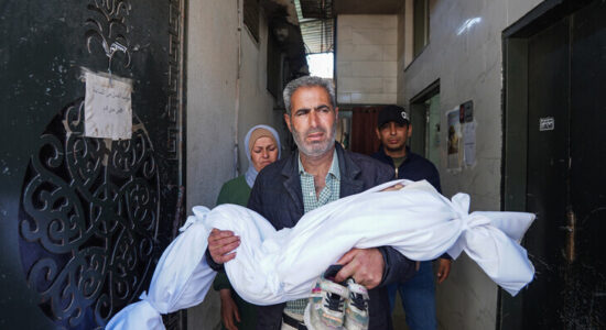 Të shtënat izraelite vrasin një vajzë palestineze brenda klasës në Gaza