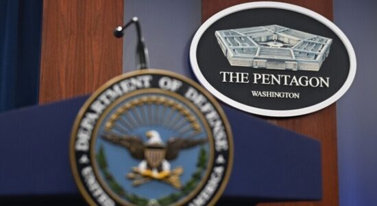 Inteligjenca amerikane: Lufta me Iranin mund të zgjerohej për shkak të mbështetjes së mundshme nga Kina dhe Rusia