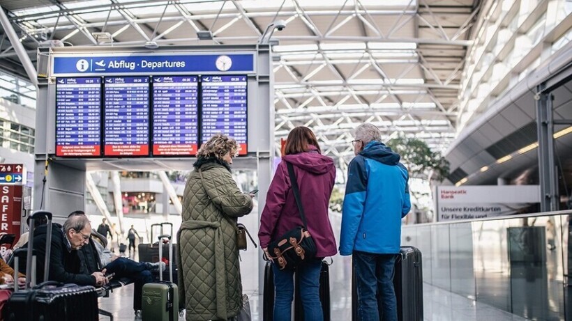 Greva e stjuardëve në Lufthansa shkakton anulimin e qindra fluturimeve në Gjermani