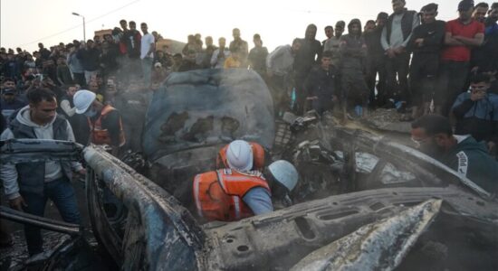 Sulmi izraelit me dron vret një person, plagos tre të tjerë në jug të Gazës