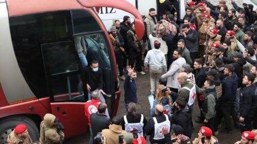 Grupi i katërt i të ndaluarve lirohet nga burgjet e administruara nga SDF-ja në verilindje të Sirisë