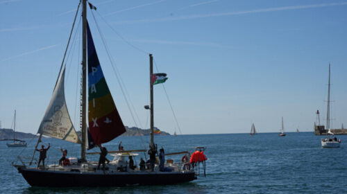 Anija e Greenpeace do t’i bashkohet flotës së ndihmës humanitare Global Sumud për në Gaza