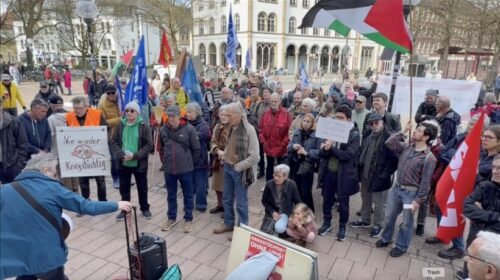 Protestues në Gjermani kundërshtojnë marrëveshjen e mundshme të Volkswagen me Izraelin për mbrojtje