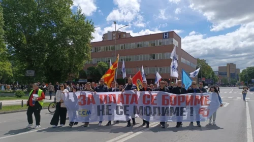 (VIDEO) LSM mbajti protestë, kërkon pagë minimale prej 600 euro