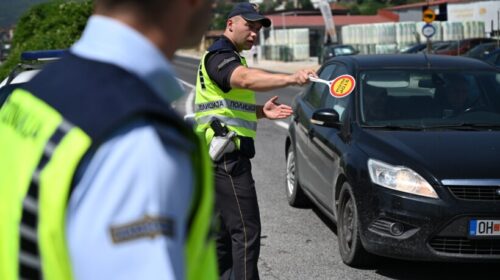 MPB: Shtatë shoferë të ndaluar për drejtim të pakujdesshëm, pesë pa leje drejtimi