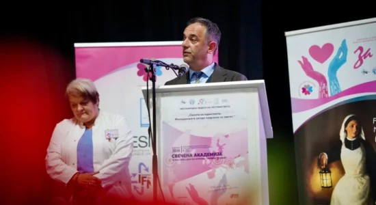 Aliu: Infermierët dhe akusherët janë themeli i sistemit shëndetësor