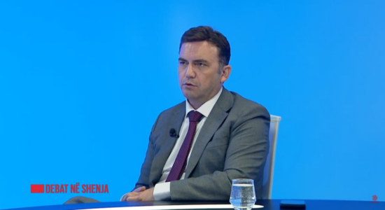 (VIDEO) Debat në Shenja, Osmani: Të mobilizohemi kundër agresionit politik ndaj shqiptarëve