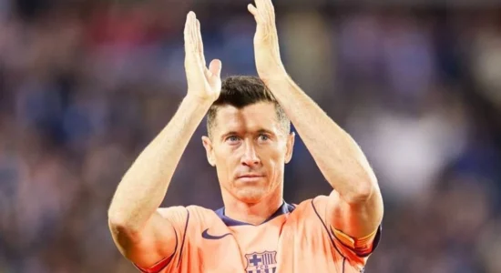 Zyrtare: Lewandowski njofton largimin nga Barcelona