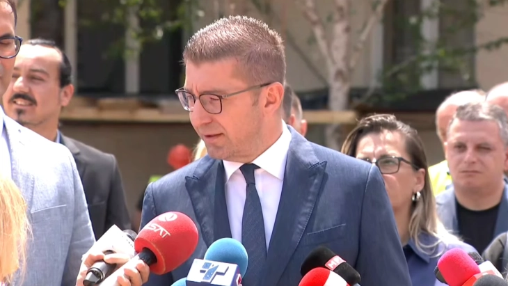 Mickoski: Do të zgjidhet kërkesa për provimin e jurisprudencës edhe në gjuhën shqipe