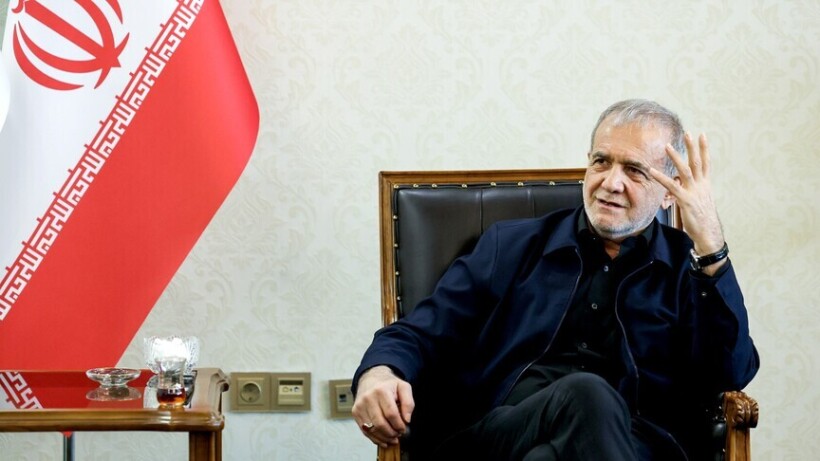Presidenti iranian urdhëron rikthimin e qasjes në internet në nivelin para protestave