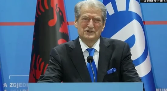Sali Berisha rikonfirmohet në krye të PD-së