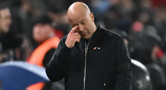 Liverpooli largon Arne Slotin, gjen edhe pasuesin e tij