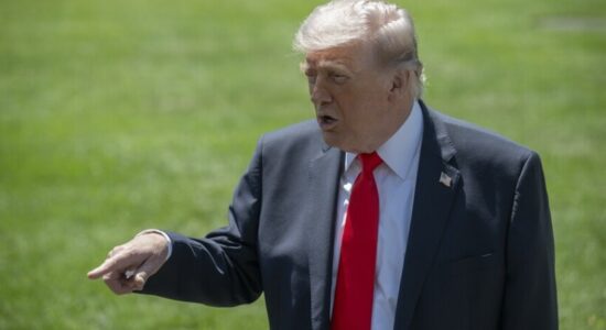 Trump: SHBA-ja duhet të “bëjë një udhëtim” drejt Iranit për të marrë materialet bërthamore