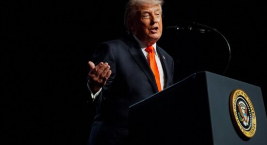 Trumpi flet për sulme të reja ndaj Iranit