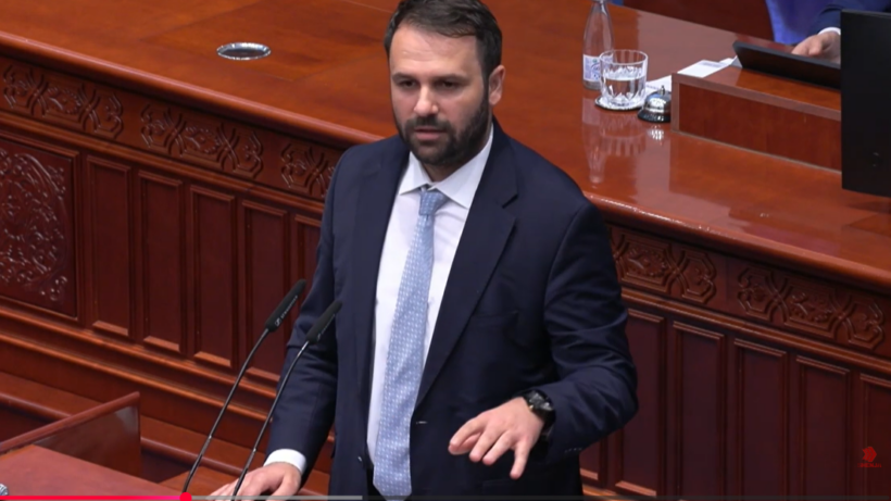 (VIDEO) Durmishi premtoi rritje të pagës minimale deri në fund të vitit