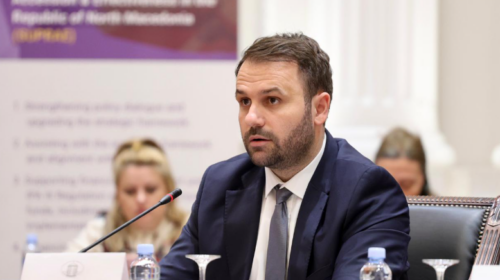 Durmishi: Investimi në të rinjtë dhe fuqinë punëtore është çelësi i zhvillimit ekonomik