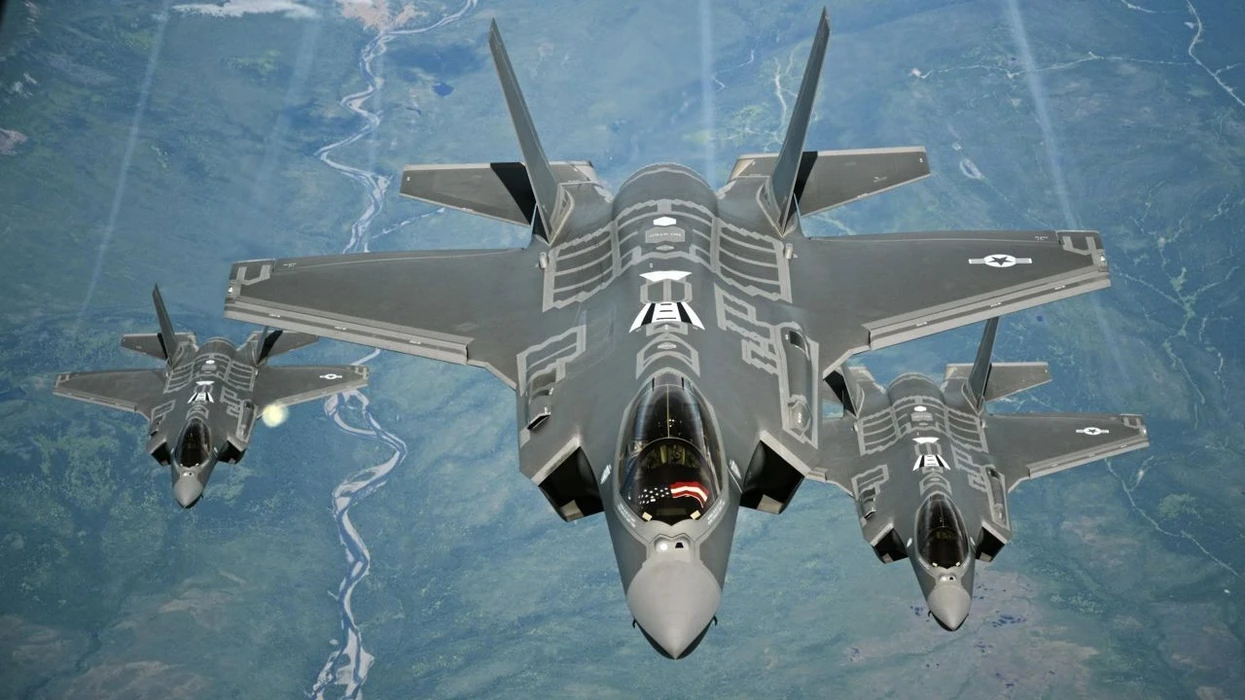 Polonia forcon krahun lindor të NATO-s me aeroplanët luftarakë amerikanë F-35