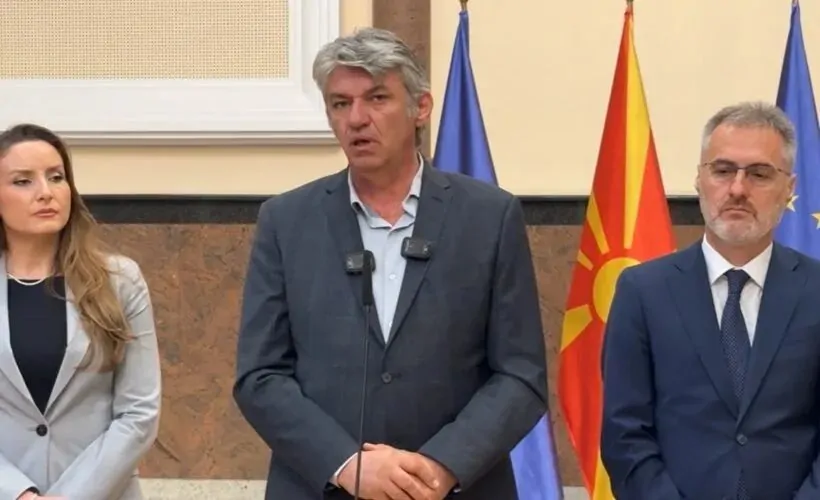  VIDEO  Sela dorëzon në Kuvend ligj për përfaqësim vërtetë të drejtë