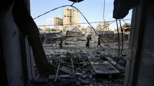 Izraeli thotë se do ta padisë gazetën NYT për artikullin mbi dhunën seksuale ndaj palestinezëve