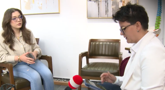 (VIDEO) Fizoterapija largon stresin dhe ankthin