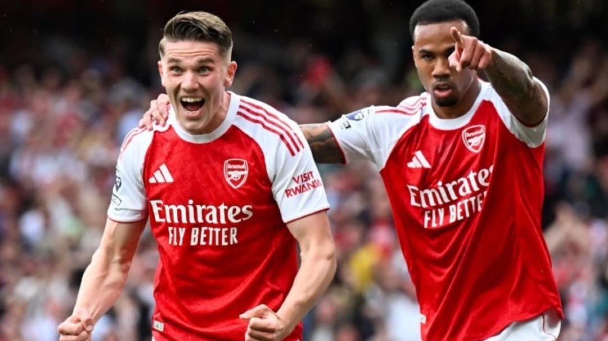 Arsenali fiton bindshëm ndaj Fulhamit, ia shton presionin Man Cityt
