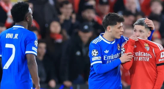 UEFA kundërshton FIFA-n, nuk i përkrah dy rregullat e reja