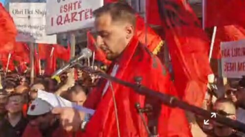 Jon Selimi nga protesta: Gjeneratat ndryshojnë, por idealet nuk shuhen
