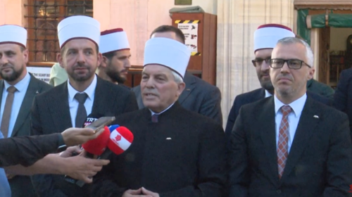 (VIDEO) Ceremonia qendrore e Kurban Bajramit u mbajt në xhaminë Mustafë Pasha