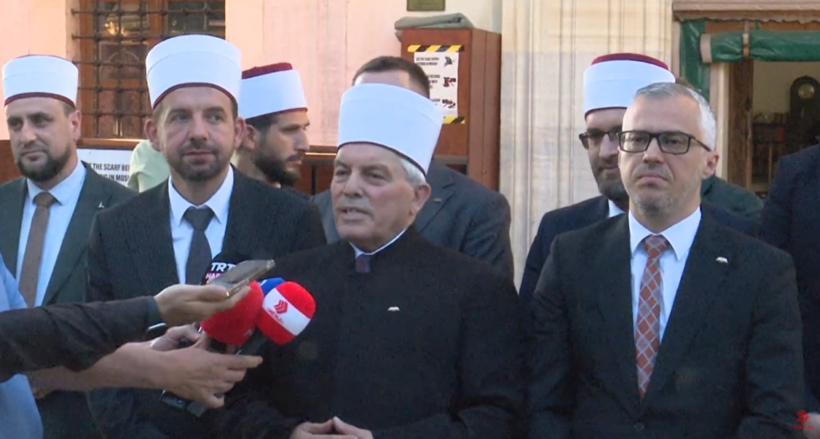 (VIDEO) Ceremonia qendrore e Kurban Bajramit u mbajt në xhaminë Mustafë Pasha