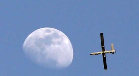 Kuvajti thotë se janë detektuar “dronë armiqësorë” në hapësirën ajrore mes tensioneve Iran-SHBA