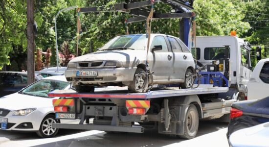 Mexhiti: Nga sot nisëm largimin e mbi 200 automjeteve të braktisura në Çair