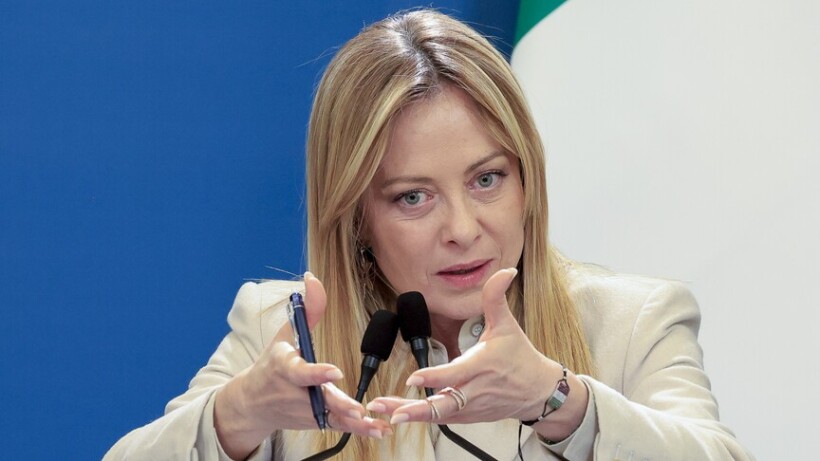Meloni: Ngushtica e Hormuzit të rihapet pa tarifa dhe kufizime