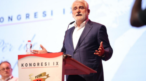 Menduh Thaçi do vazhdojë të jetë në krye të PDSH-së