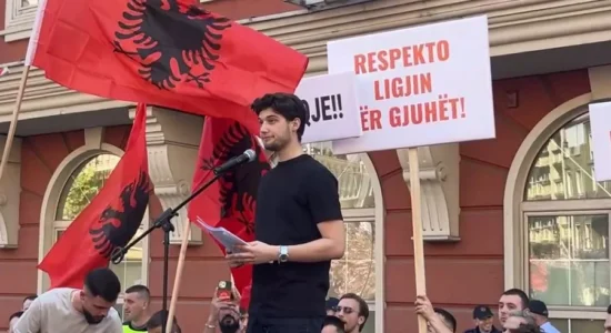 Mevlan Ademi i fton artistët, sportistët dhe figurat publike ti bashkangjiten protestës
