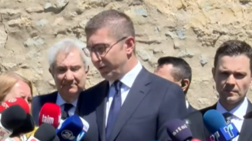 (VIDEO) Mickoski nuk pret ndryshim në marrëdhëniet me Bullgarinë