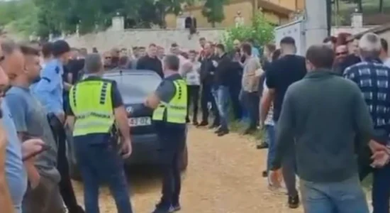 MPB me sqarim për të shtënat në Haraçinë: Policia shtiu në ajër në shenjë paralajmëruese