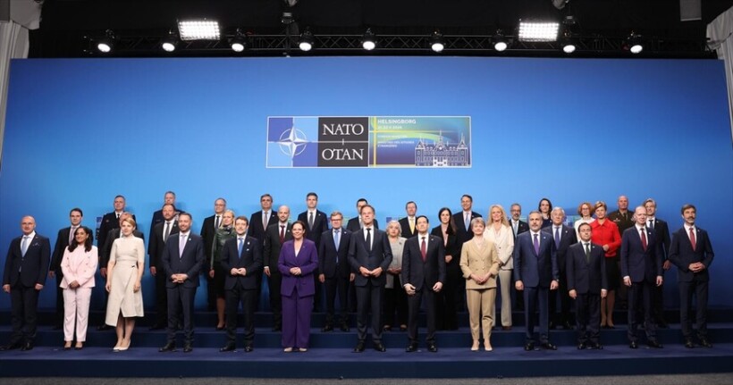Ministri i Jashtëm turk merr pjesë në Takimin e Ministrave të Jashtëm të NATO-s në Suedi