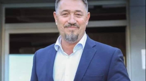 Sami Lushtaku reagon pas incidentit në Skenderaj: “Pushteti i Kurtit tentoi të më sulmojë”