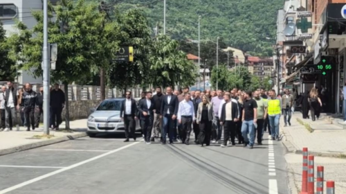 Asfaltohet rruga për tek spitali i Tetovës