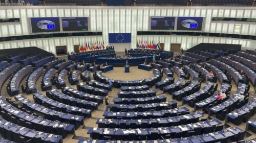 Deputetët evropianë kritikojnë trajtimin izraelit të aktivistëve të flotës së ndihmës me destinacion Gazën