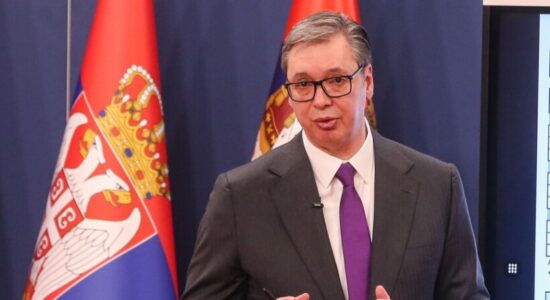 Vuçiq: Serbia do të luftojë kundër anëtarësimit të Kosovës në NATO