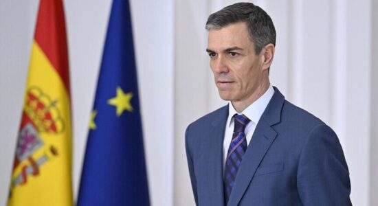 Kryeministri spanjoll mbështet yllin e Barcelonës, Lamine Yamal, pas kritikave të ministrit izraelit të mbrojtjes