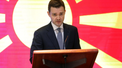 Mucunski: Maqedonia nuk është e gatshme për ndryshime kushtetuese