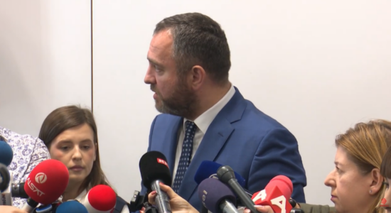 (VIDEO) Toshkovski paralajmëron motoçiklistët: Do t’ju djegim