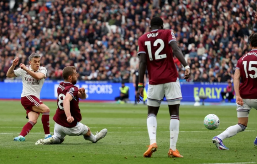 Fitore mes drithërimadh e Arsenalit, “Topçinjtë” kalojnë edhe West Ham dhe marshojnë drejt titullit