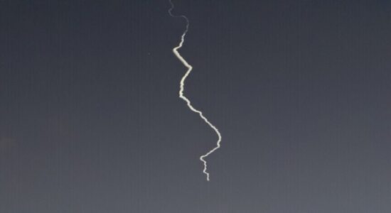 EBA-ja detekton 4 raketa të lëshuara nga Irani, sulmi i parë që nga armëpushimi SHBA-Iran