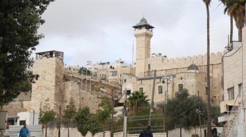 Palestinezët shënojnë Kurban Bajramin në Xhaminë “Ibrahimi” nën kufizimet izraelite