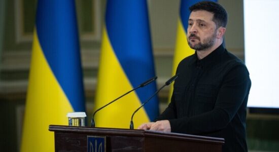 Zelenskyy konfirmon armëpushimin 3-ditor dhe shkëmbimin e të burgosurve me Rusinë të njoftuar nga Trump